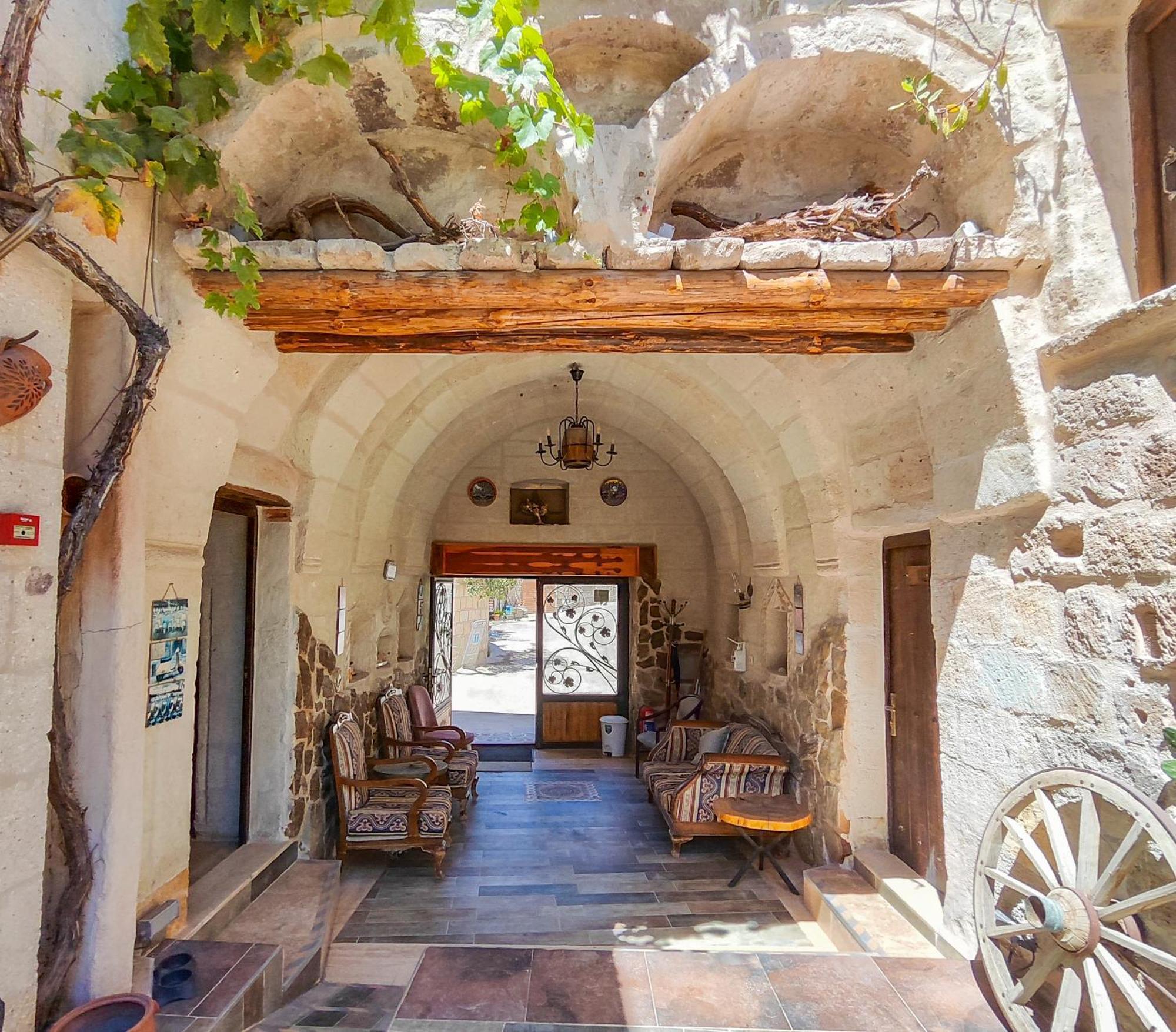 Vintage Cave House Hotel Göreme Exterior photo