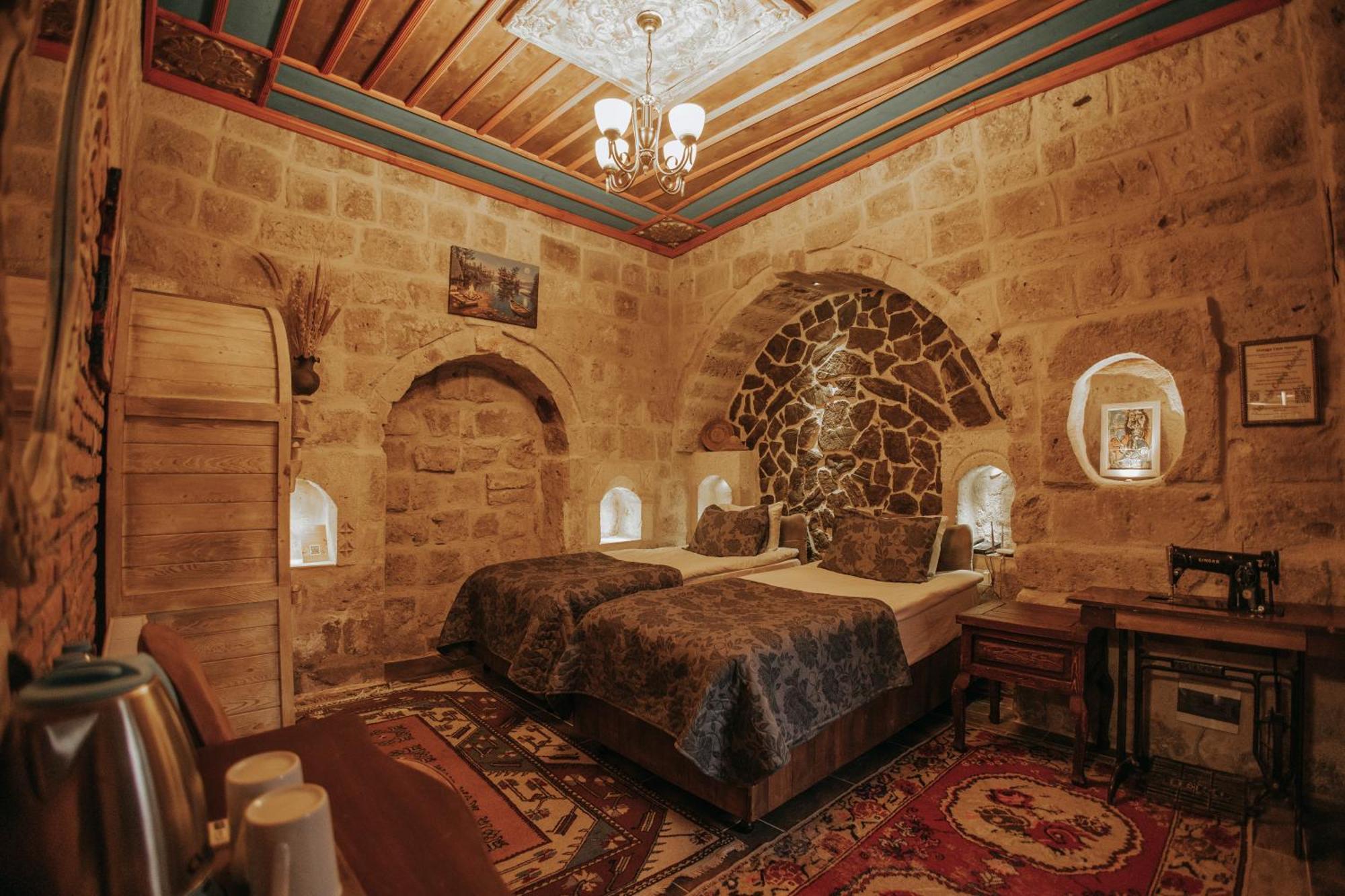 Vintage Cave House Hotel Göreme Exterior photo